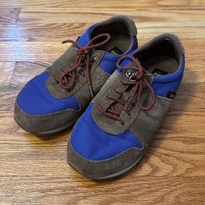 Teva women’s sneaker